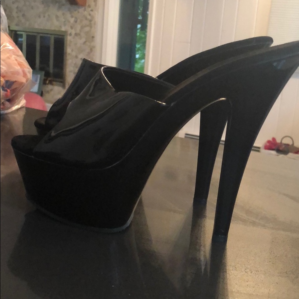 Dancing shoes